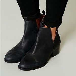 jeffrey campbell oriley boot